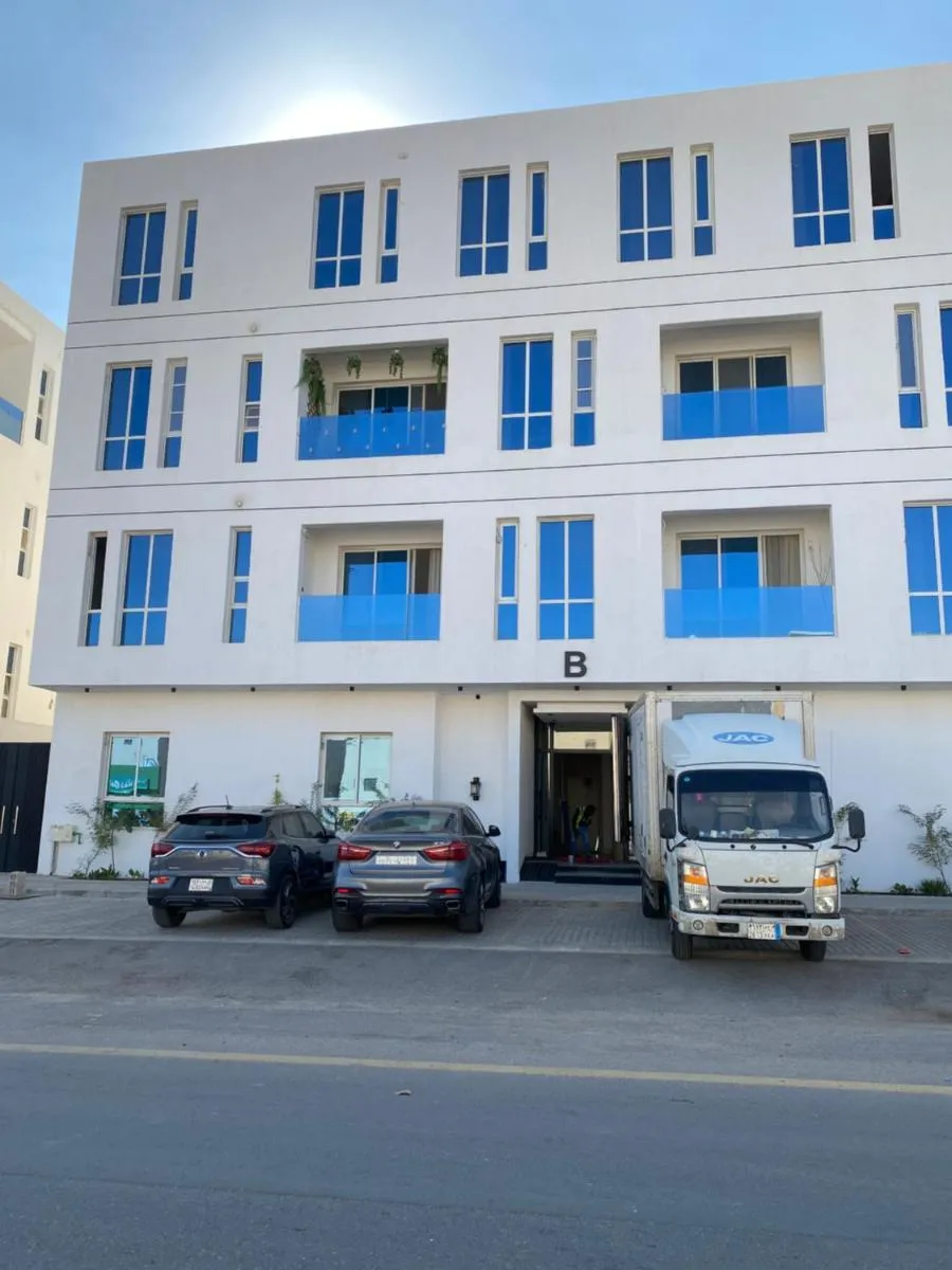 Image 2 of Modern Double Bedroom & Terrace in AlMalqa