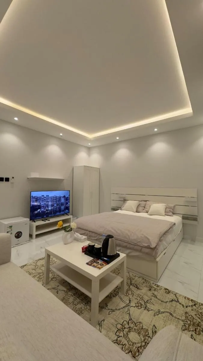 Image 1 of Modern Self Entry Studio