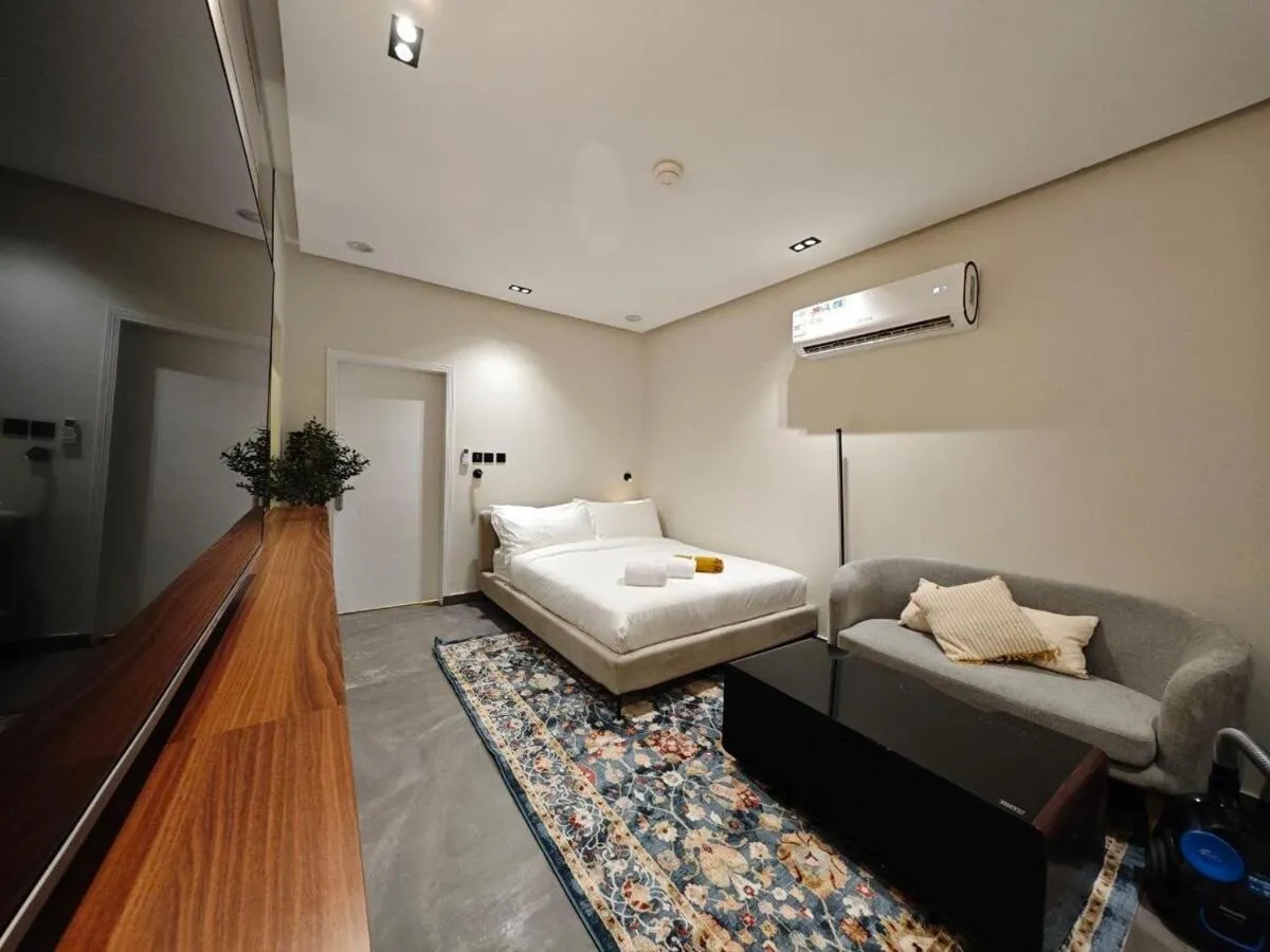 Image 2 of Modern Studio – Malqa