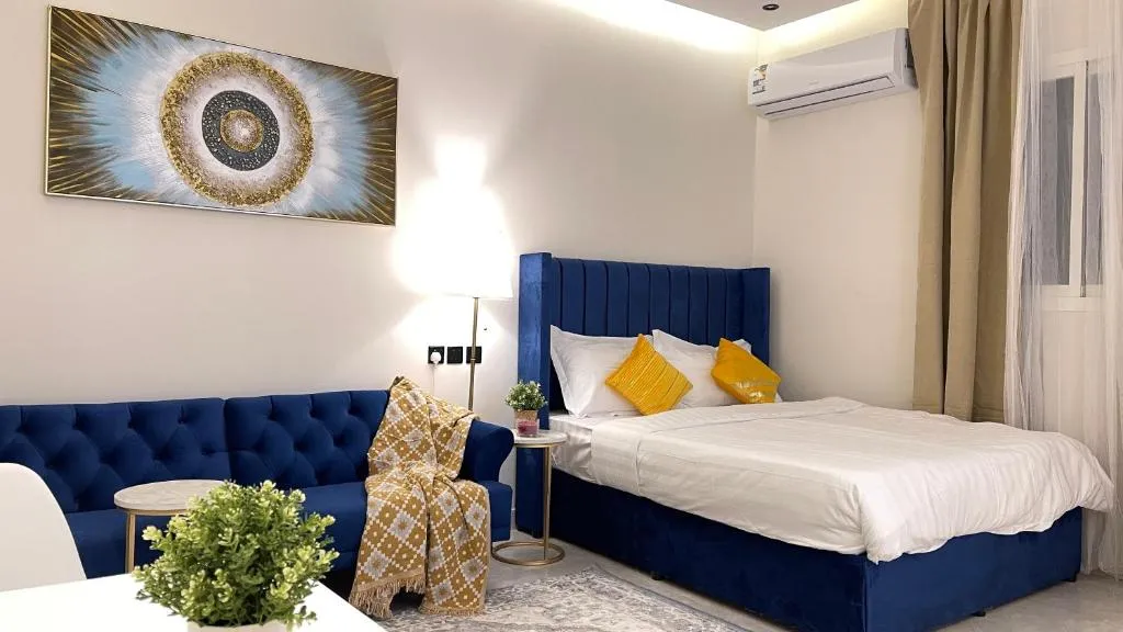 Image of NН 38 St Blue with teracce