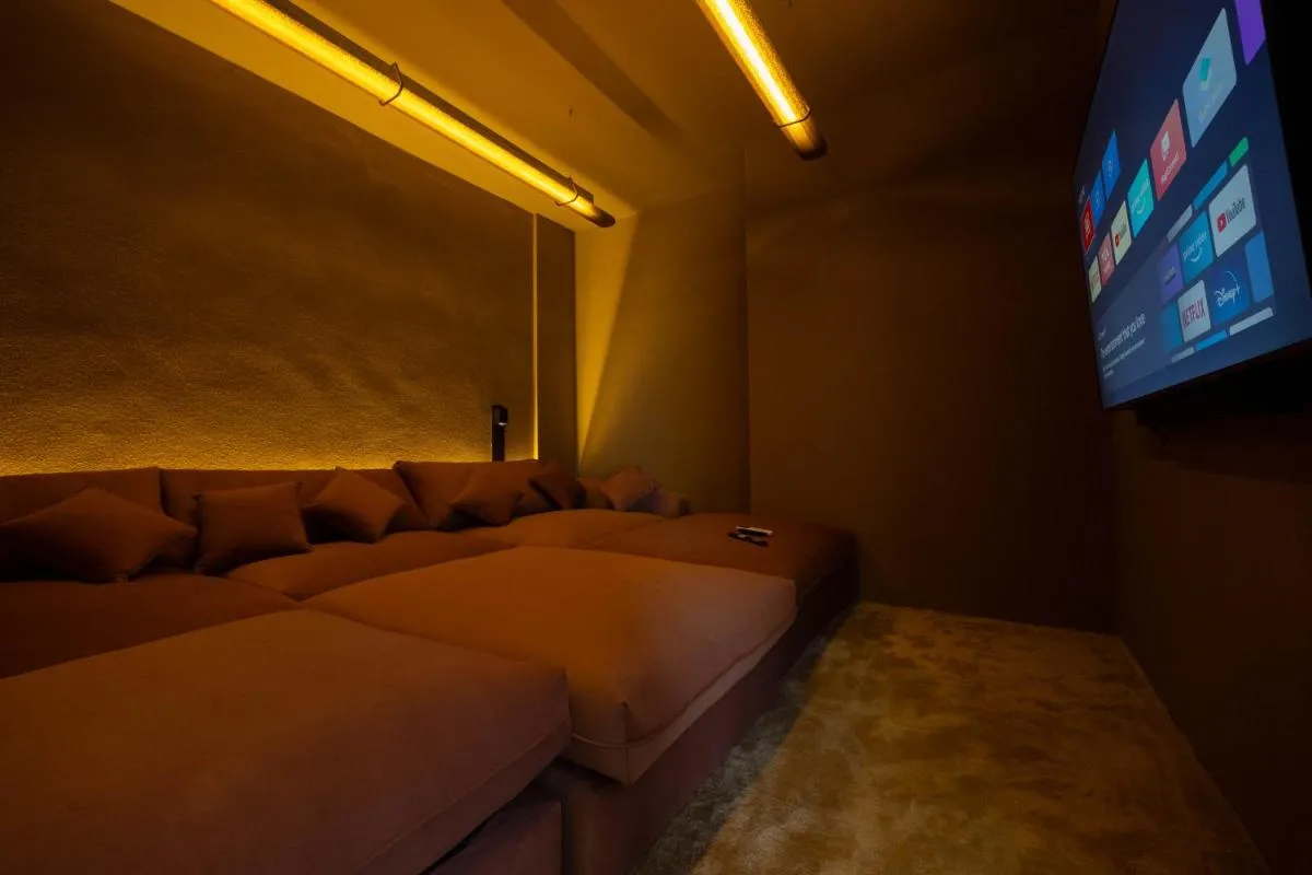 Image 5 of Portal Chalets With Private Pool & Movie Theater – Al-Rawda