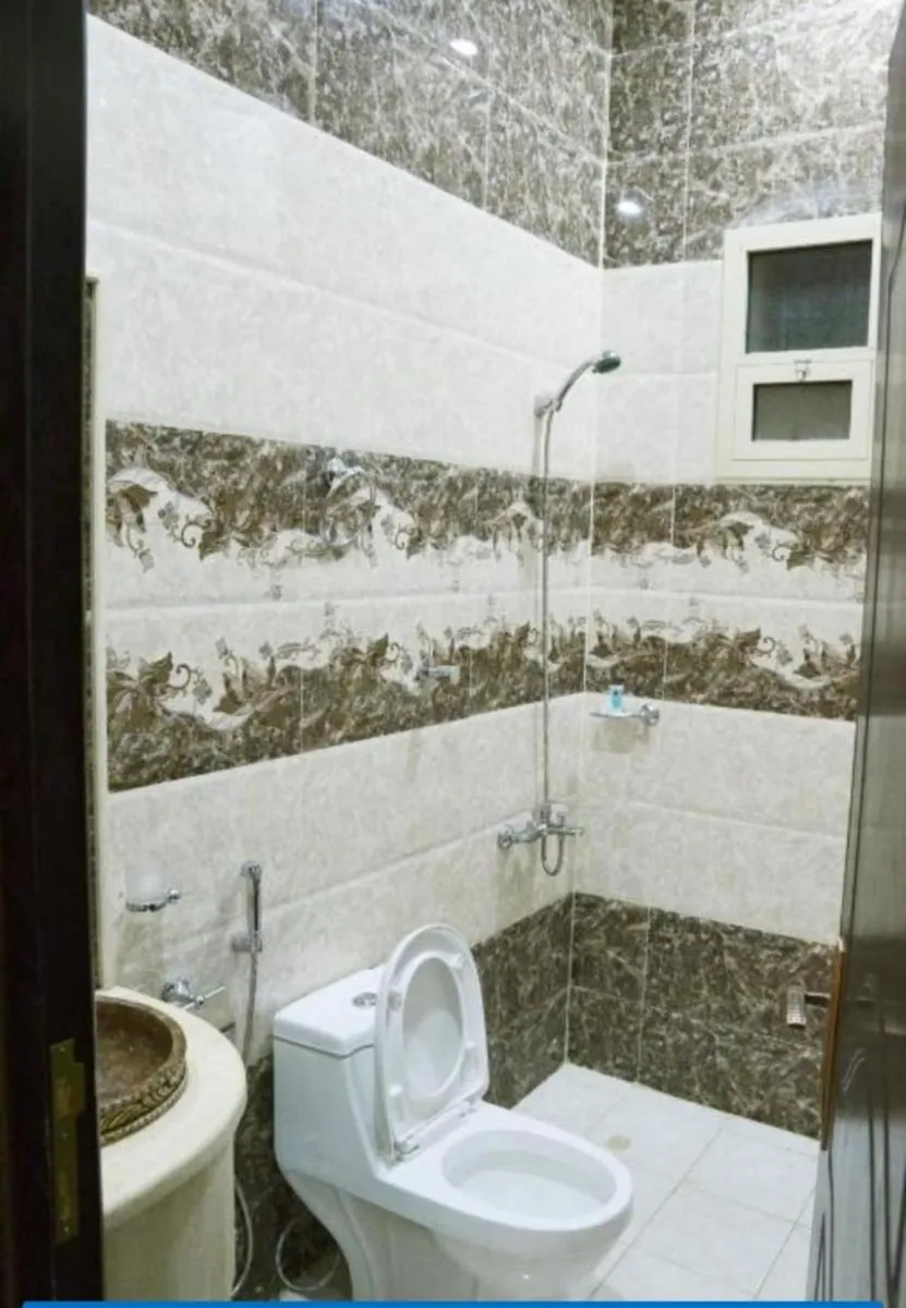 Image 3 of Quiet Room 2