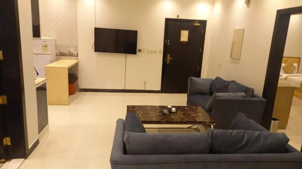 Image 2 of Quiet Rooms 1