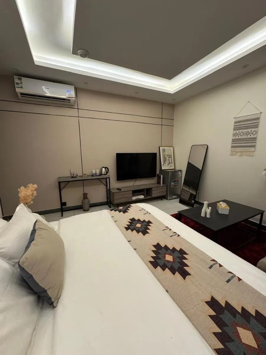 Image 6 of Retrait is a quiet and elegant studio