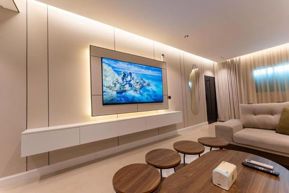 Image 2 of Silkhaus Luxury 2BR Apartment in Al Yasmeen Villa