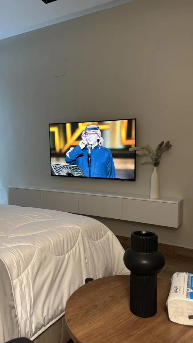 Image 3 of Studio Modern with Comfortable and Quiet Furniture in Yarmouk