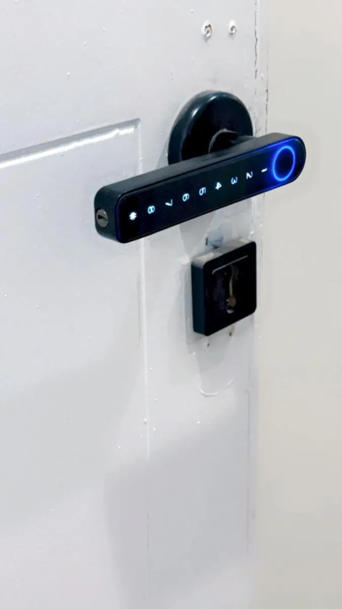 Image 6 of Studio with smart entry