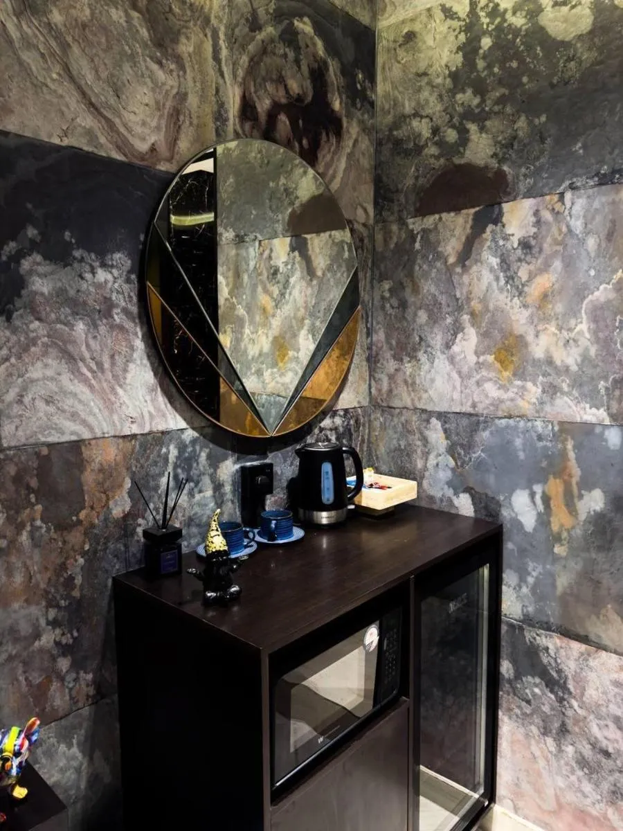 Image 3 of Stunning Studio with Bathtub- Jasmine District
