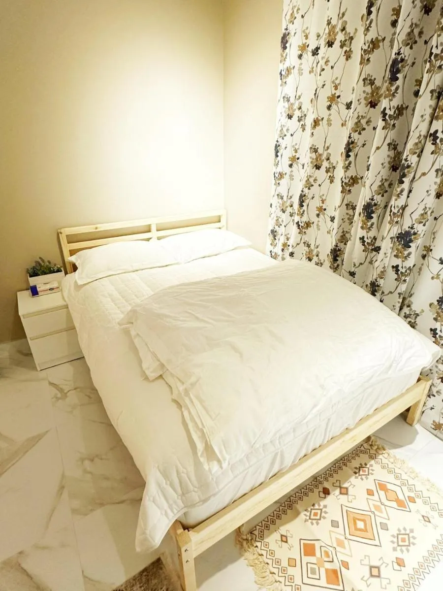 Image 1 of Stylish and luxurious studio, side entrance 1C