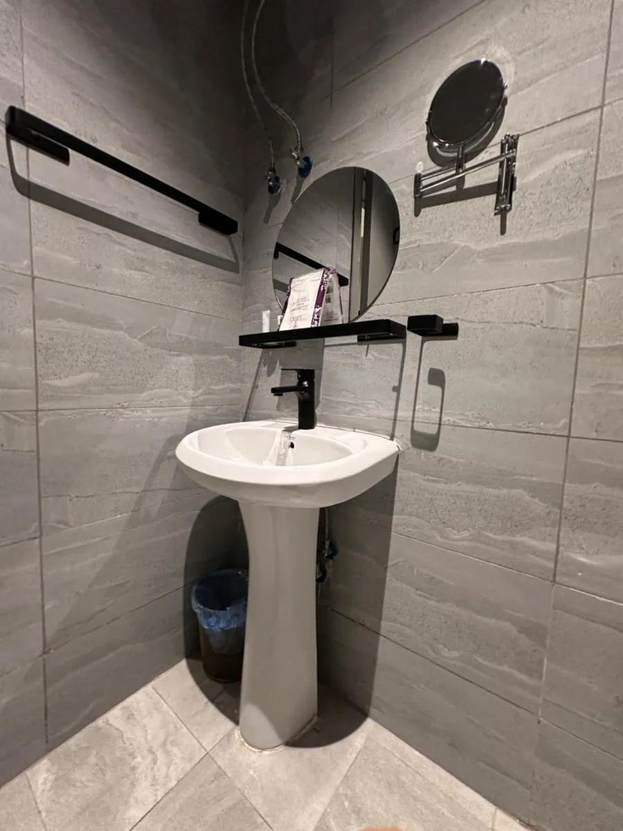 Image 2 of Stylish studio with private entrance