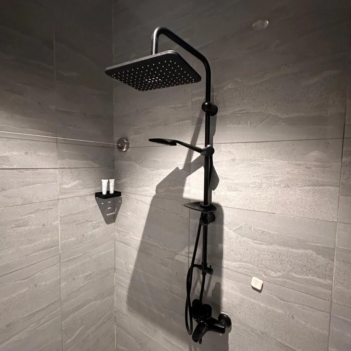 Image 4 of Stylish studio with private entrance