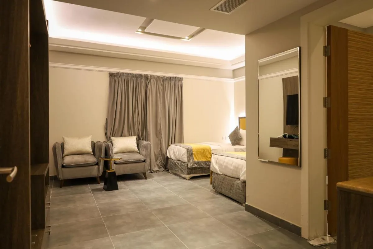 Image 6 of Tura Residence