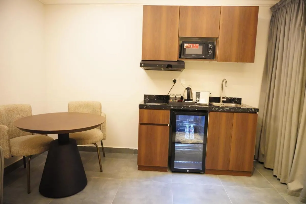 Image 3 of Tura Residence