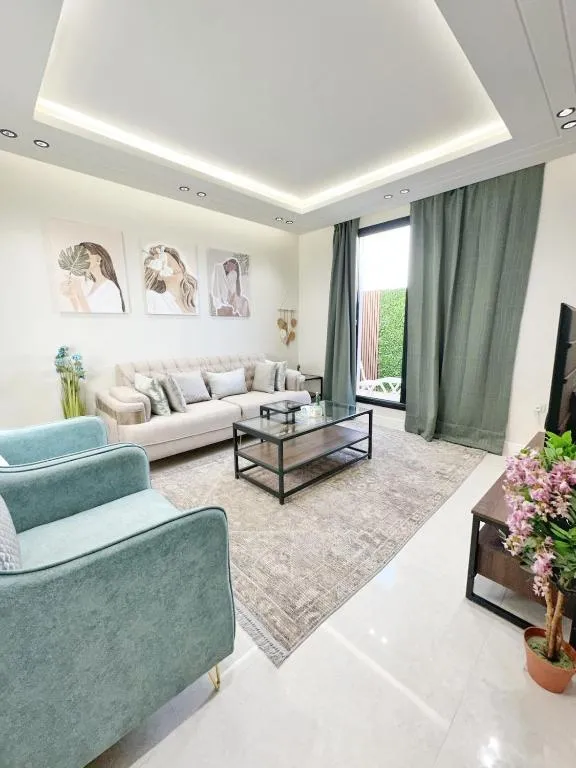 Image of Two bedroom apartment with private balcony 15