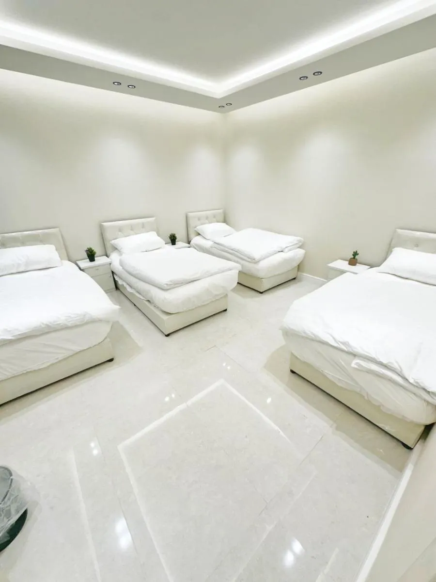 Image 1 of Two bedroom apartment with private balcony 15