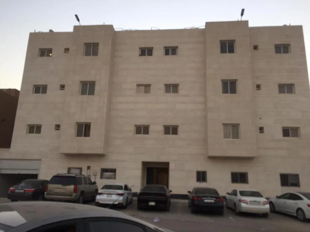 Image of إفيرست النرجس الذاتيه