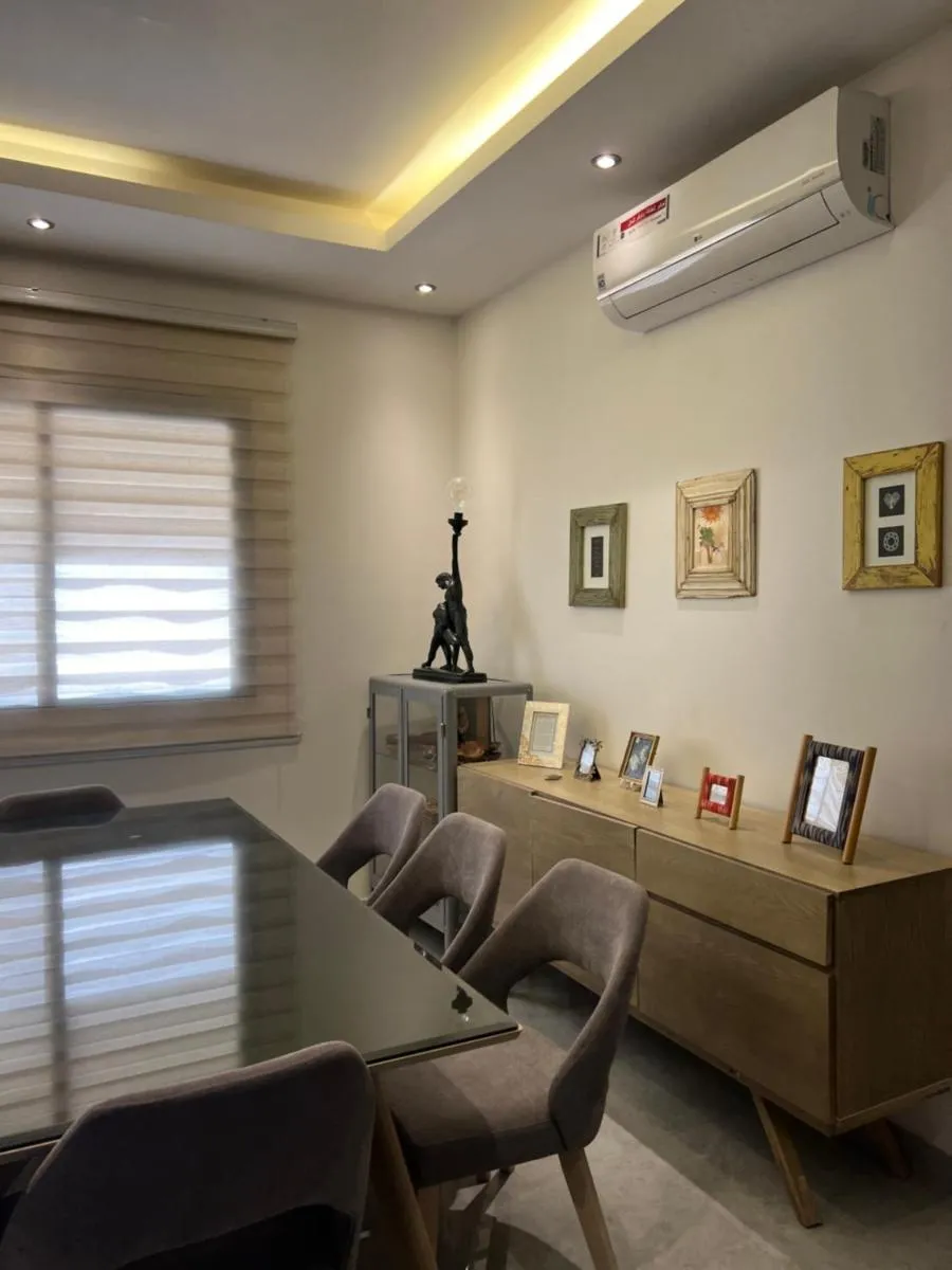 Image 6 of الركن البعيد