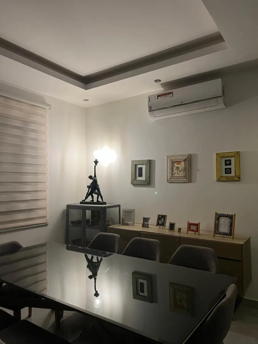 Image 4 of الركن البعيد