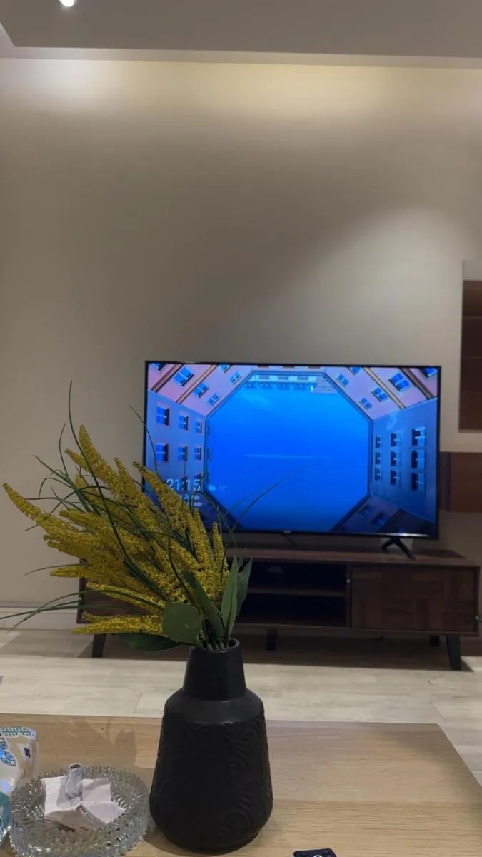 Image 5 of luxuryHome104