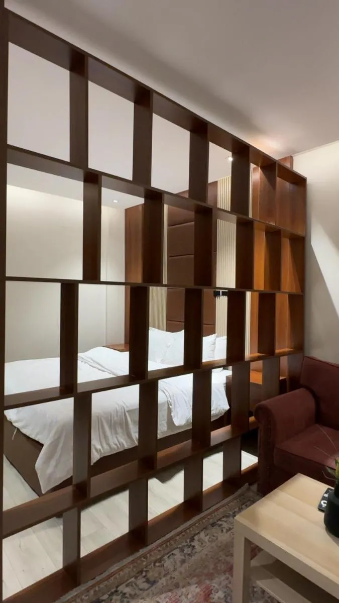 Image 4 of luxuryHome104