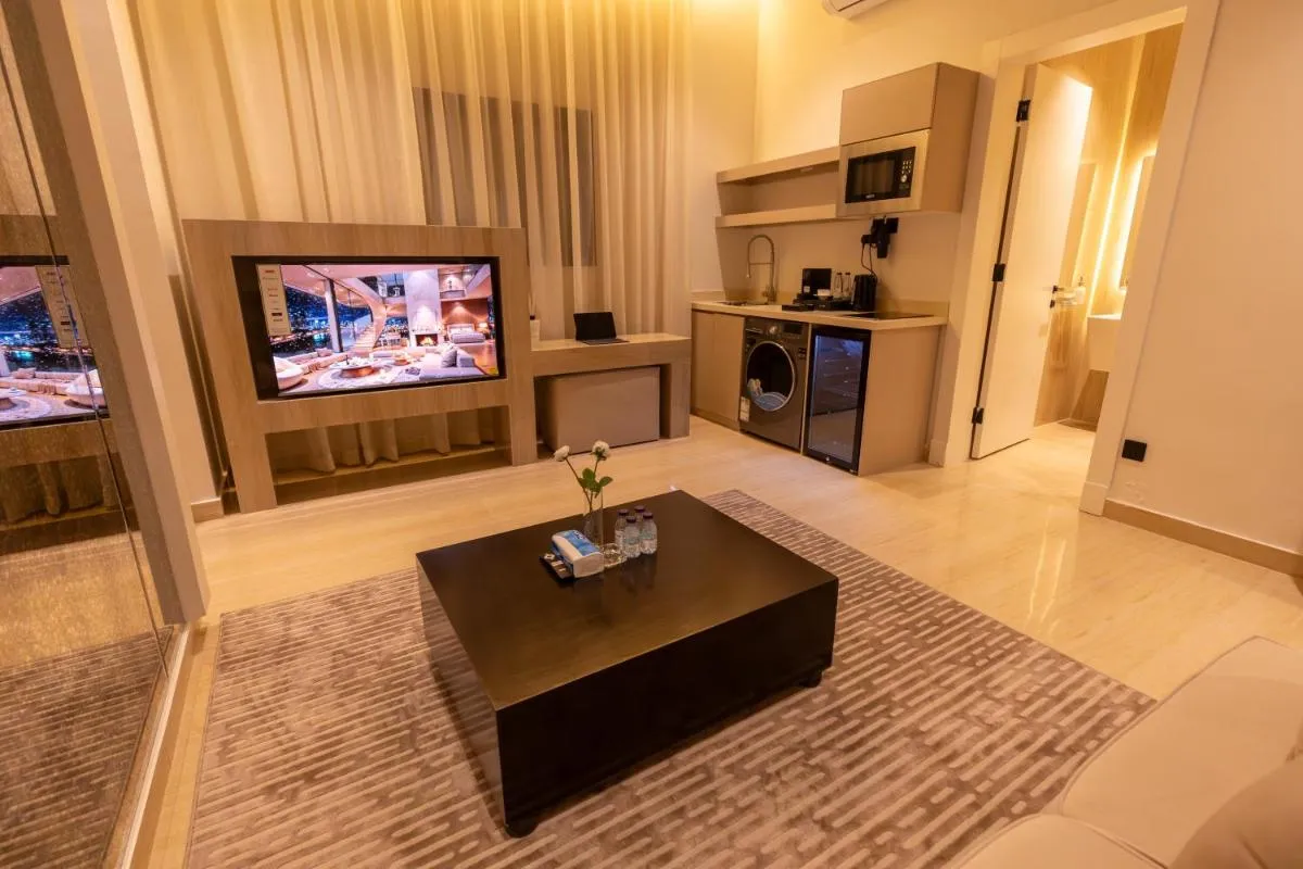 Image 3 of ملاذ 3