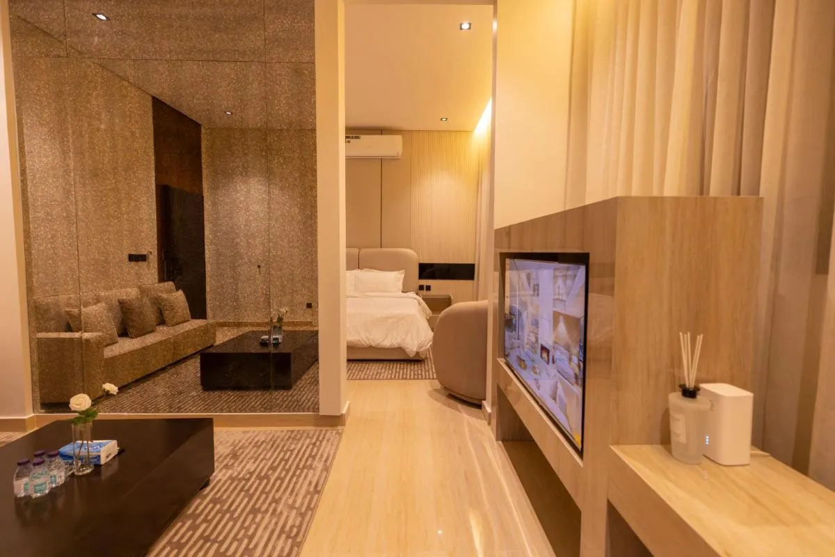 Image 4 of ملاذ 3
