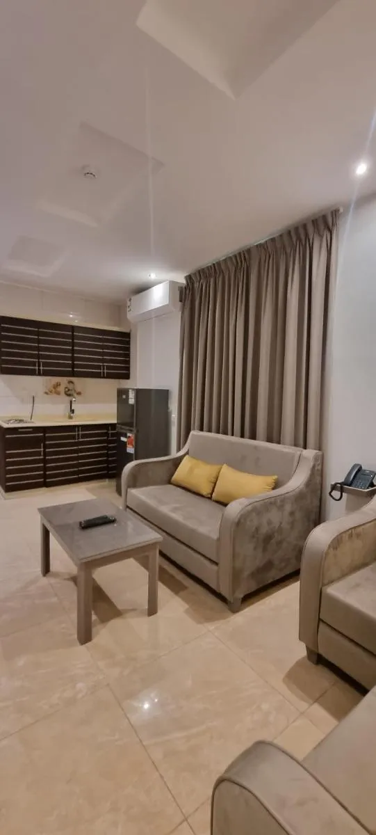 Image 3 of مارين سويت السويدي
