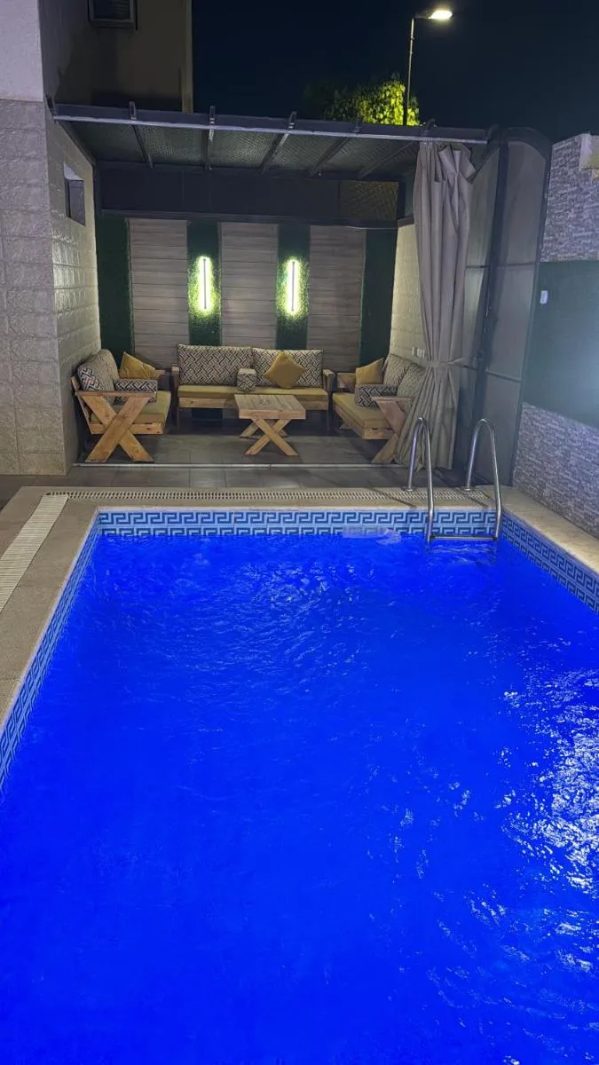 Image 1 of شالية مودرن ومسبح تدفئة