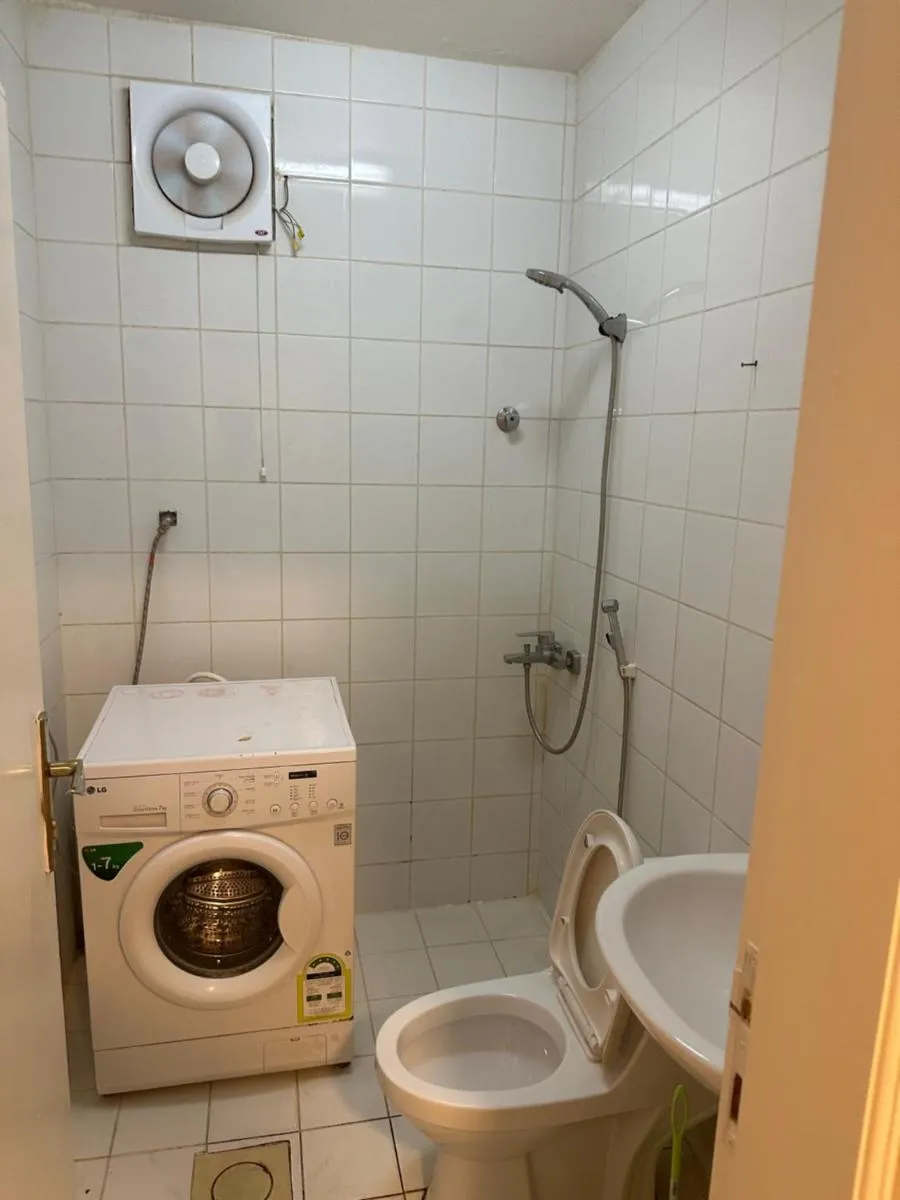 Image 4 of شقة فاخرة بحي الازدهار