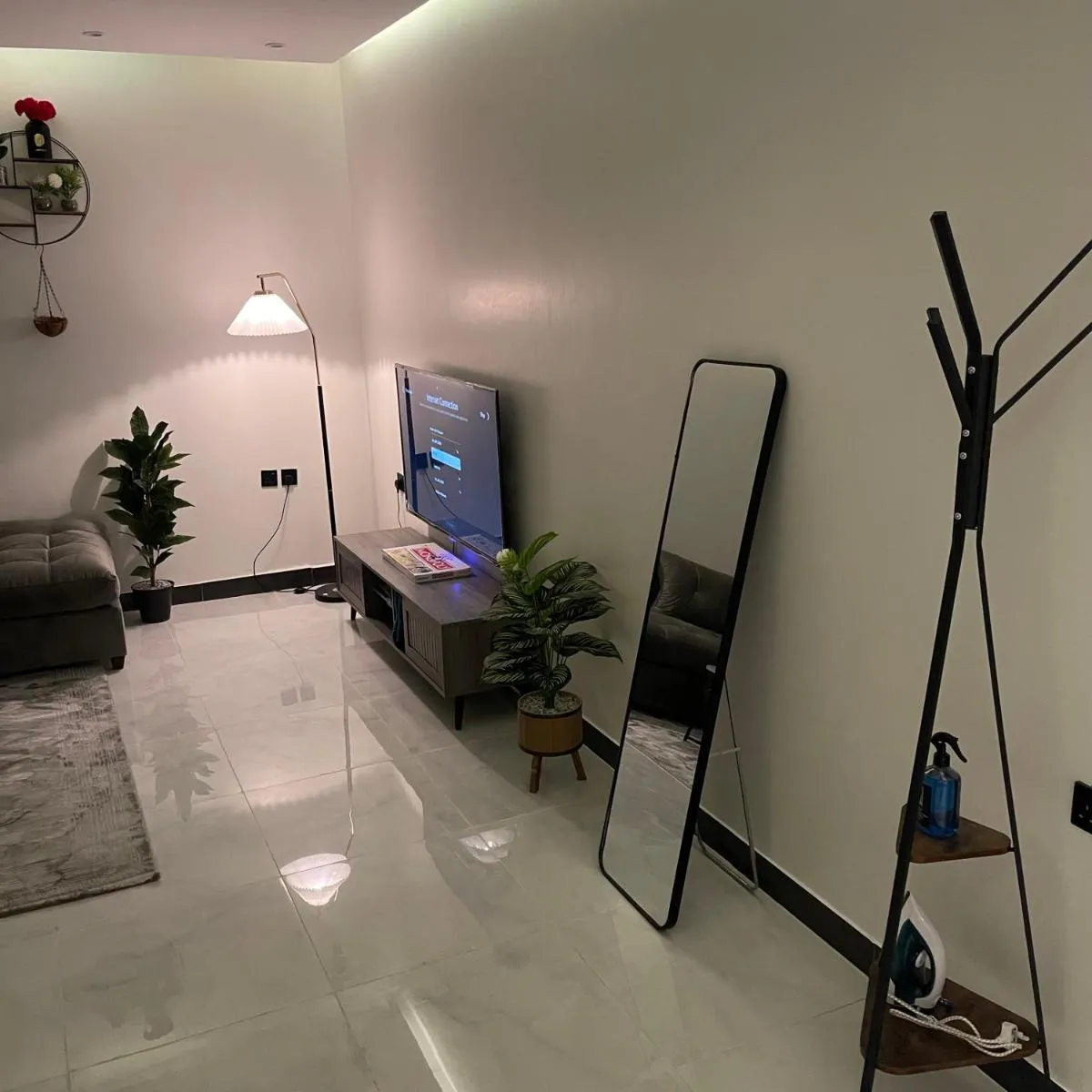 Image 1 of شقه مودرن بجلسه خارجيه – دخول ذكي