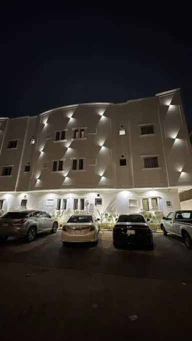 Image 5 of استديو فندقي بدخُول ذاتي حي العقيق c32