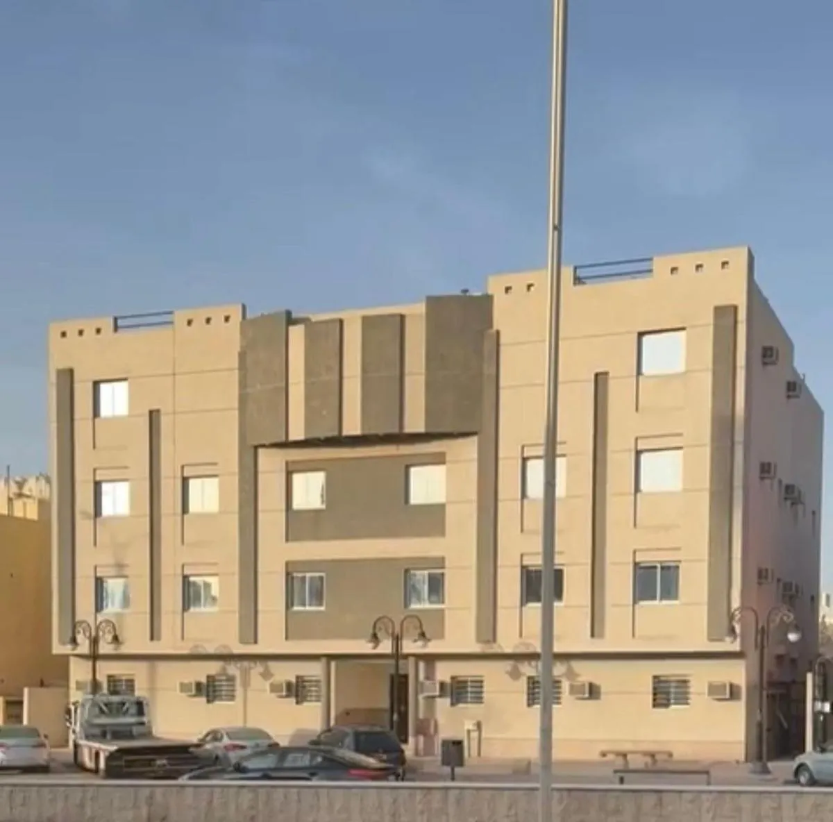 Image 1 of استديو الازدهار راقي وأنيق