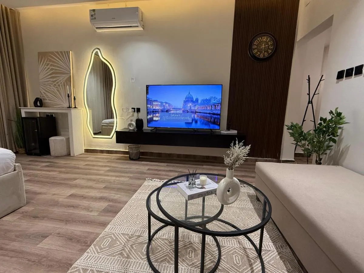 Image 1 of استديو راقي حي حطين
