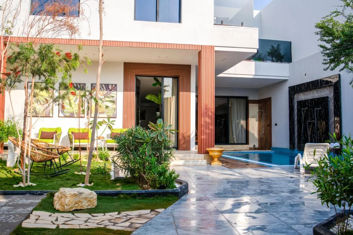 Image 6 of the land Villas