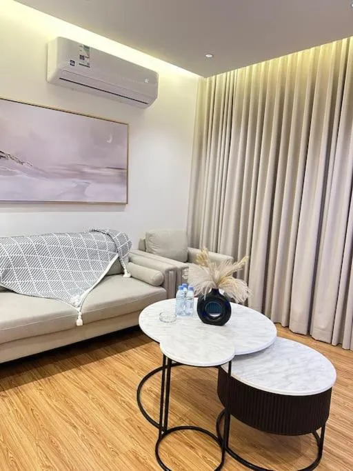 Image 1 of شقة فاخرة بحي الملقا-Almalga Skyline Spacious Aprt