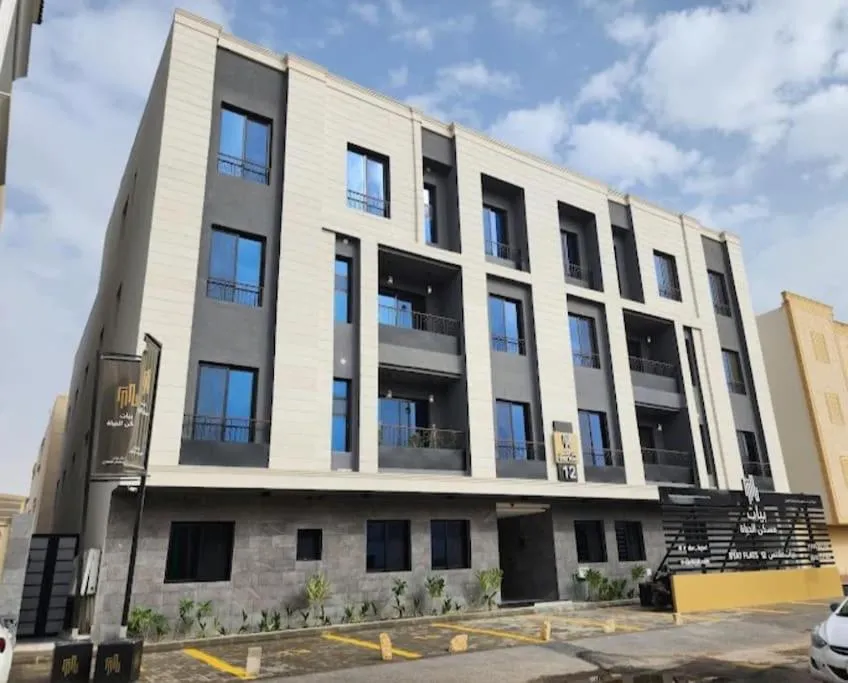 Image 5 of شقة فاخرة جديدة في الملقا Luxury