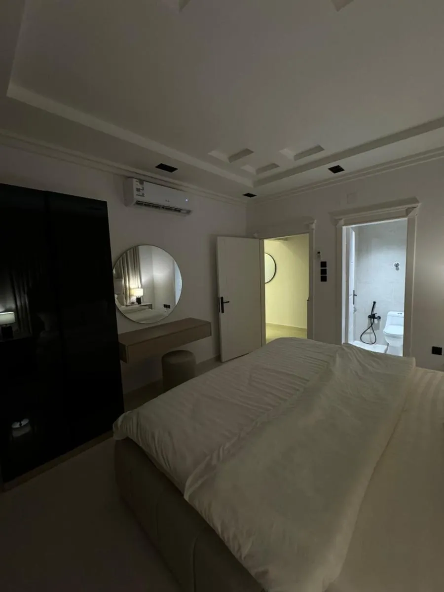 Image 5 of شقه فاخر بحي الصحافه luxiury apartment great location