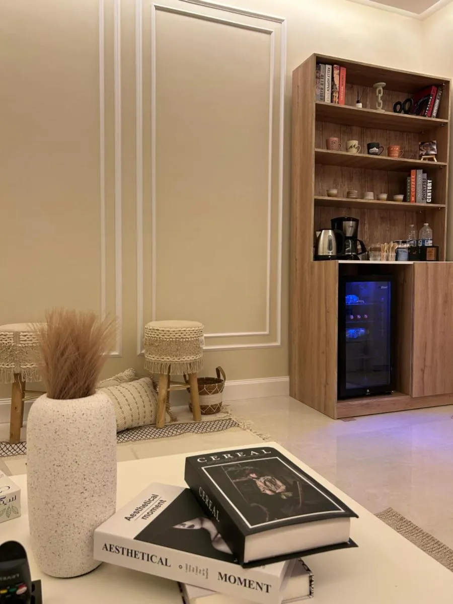 Image 3 of شقه مودرن هادئه بمدخل خاص